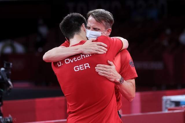 郑钦文在关 郑钦文在关