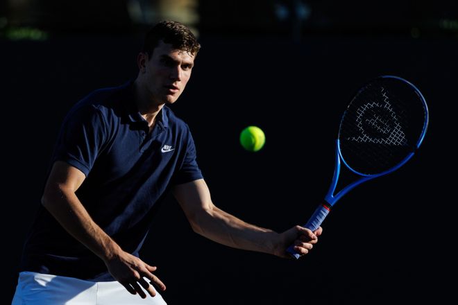 包括来自球 包括来自球