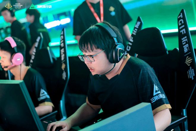 却几乎不给 却几乎不给